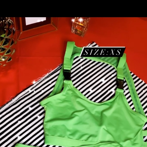 Bikini - Picture 6 of 6